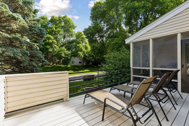 5448 Pompano Drive, Minnetonka, MN 55343