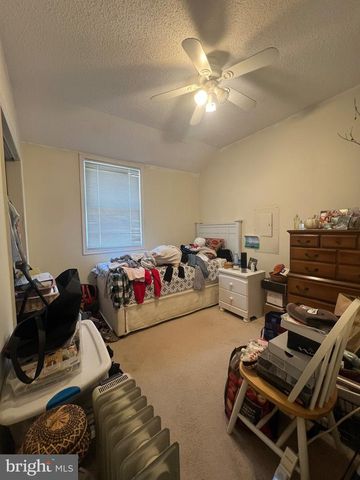 22 LENAPE DR, Egg Harbor Township, NJ 08234