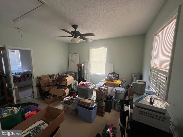 22 LENAPE DR, Egg Harbor Township, NJ 08234