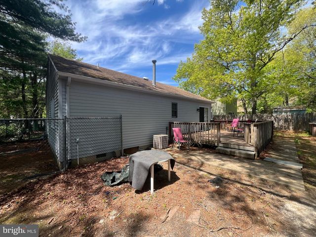 22 LENAPE DR, Egg Harbor Township, NJ 08234