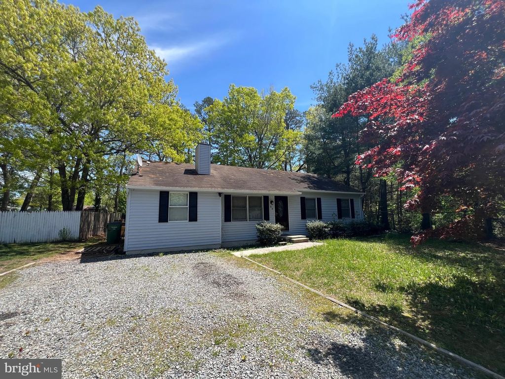 22 LENAPE DR, Egg Harbor Township, NJ 08234