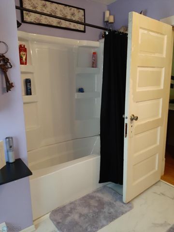 1022 3 Avenue South S, Fargo, ND 58103