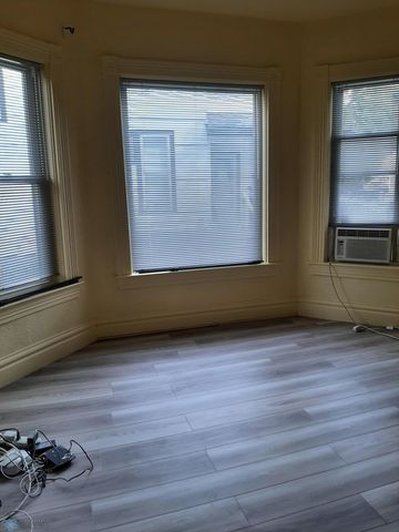 1022 3 Avenue South S, Fargo, ND 58103