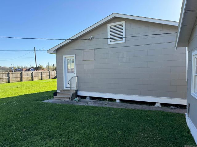 24225 Cross St, Plaquemine, LA 70726