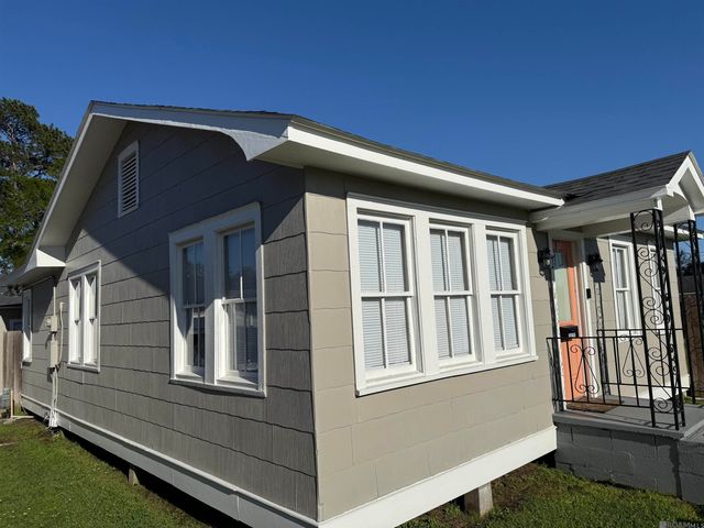 24225 Cross St, Plaquemine, LA 70726