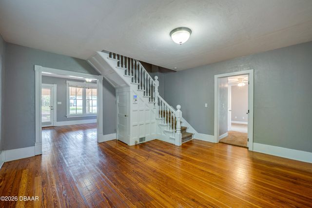 93 Lincoln Avenue, Ormond Beach, FL 32174