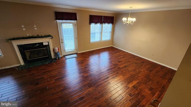 3 KINGS AVE, Easton, PA 18045