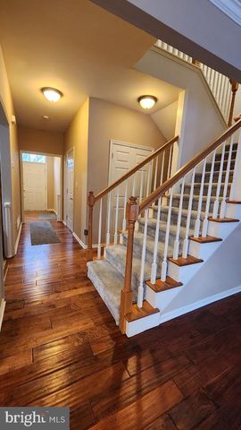 3 KINGS AVE, Easton, PA 18045