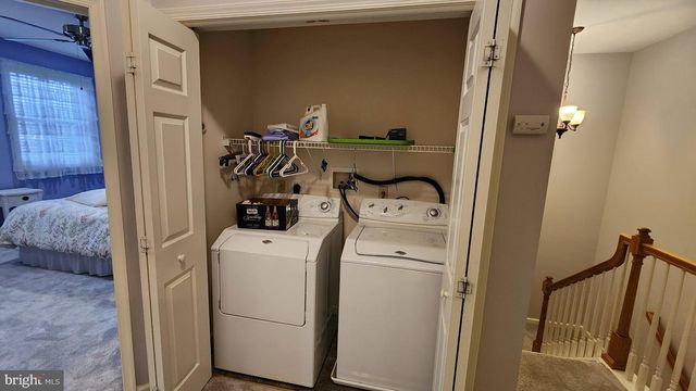 3 KINGS AVE, Easton, PA 18045