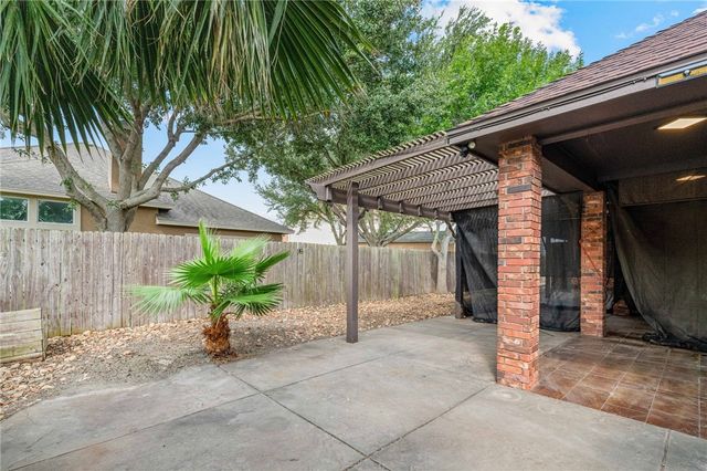 5705 Aava, Corpus Christi, TX 78414