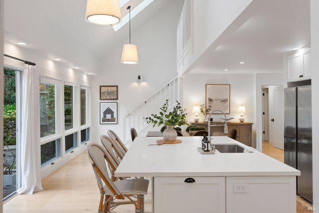 13605 Garric Ave, Glen Ellen, CA 95442