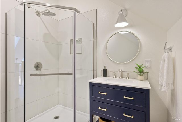 13605 Garric Ave, Glen Ellen, CA 95442