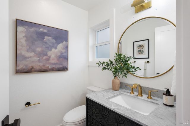 13605 Garric Ave, Glen Ellen, CA 95442