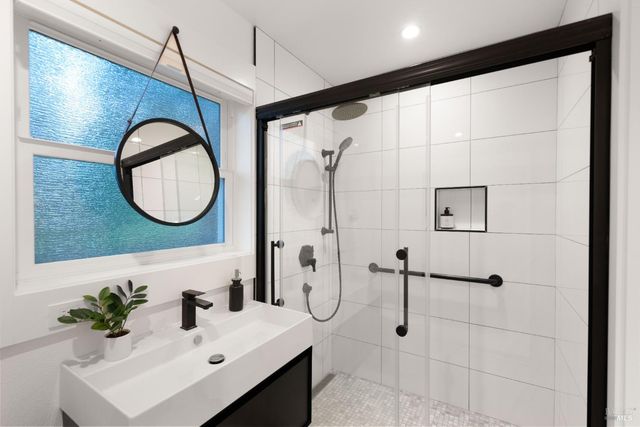 13605 Garric Ave, Glen Ellen, CA 95442