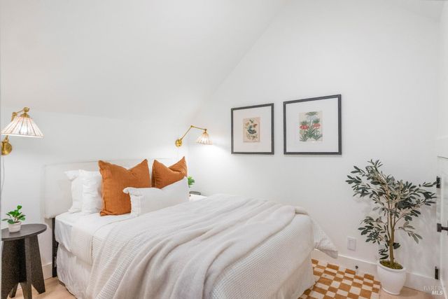 13605 Garric Ave, Glen Ellen, CA 95442