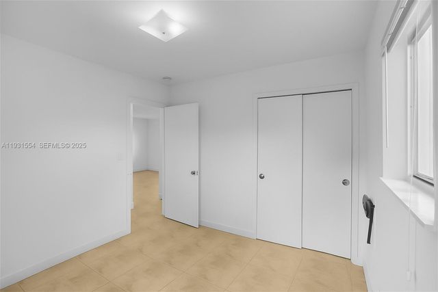 932 Moffett St 5, Hallandale Beach, FL 33009