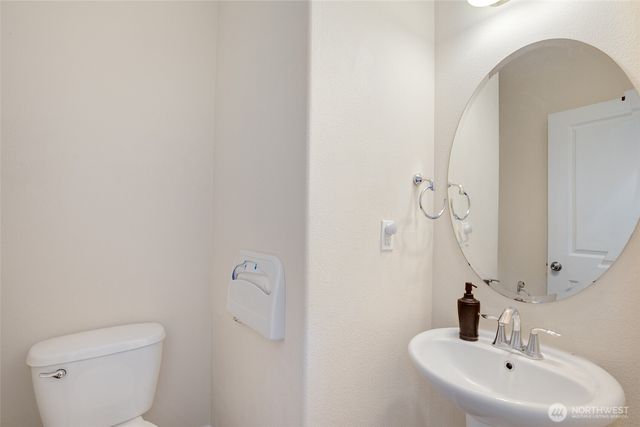 3235 15th Way SE, Olympia, WA 98501