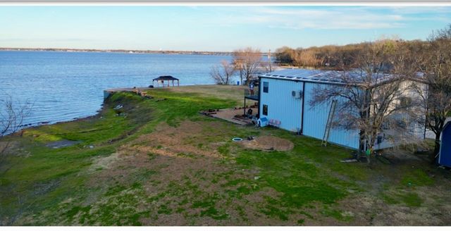716 Lakeshore Drive, Seven Points, TX 75143