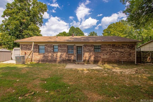 28 Pheasant Run Drive, Cabot, AR 72023