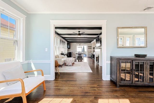 42 Westglow St, Boston, MA 02122