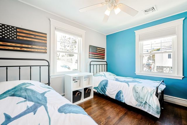 42 Westglow St, Boston, MA 02122