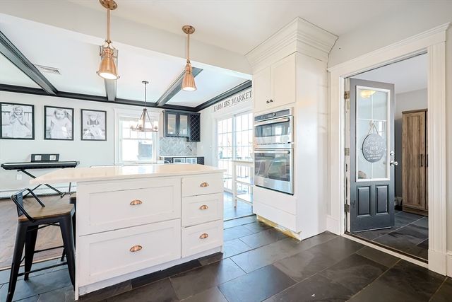 42 Westglow St, Boston, MA 02122