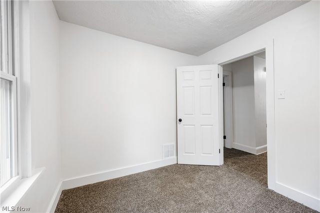 375 S Firestone Boulevard, Akron, OH 44301