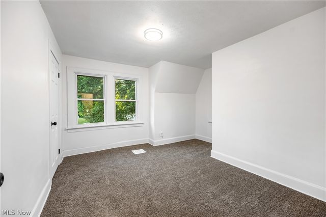 375 S Firestone Boulevard, Akron, OH 44301