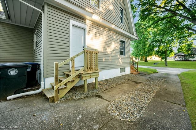375 S Firestone Boulevard, Akron, OH 44301