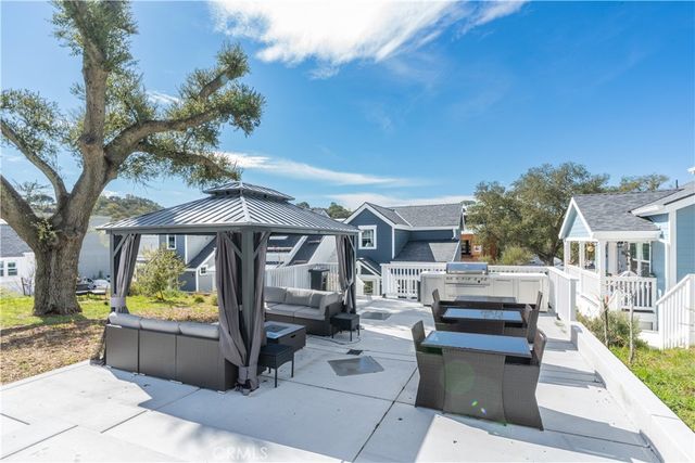 5917 Gran Paseo Way, Atascadero, CA 93422