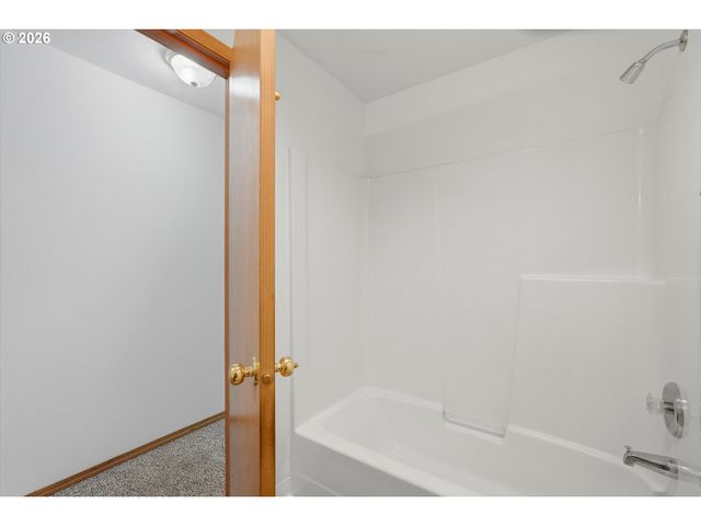 15413 Ne 88TH St, Vancouver, WA 98682