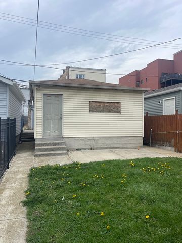 3524 S Emerald Avenue, Chicago, IL 60609