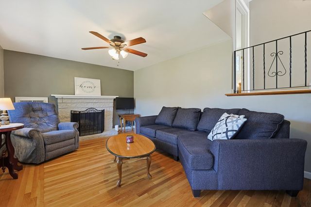 73 Hickory Rd., Attleboro, MA 02703