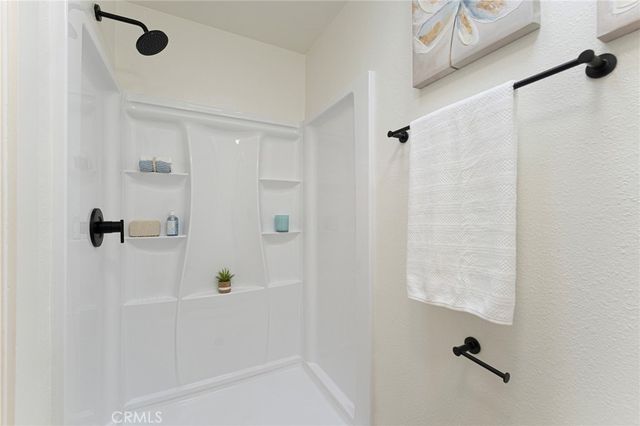 125 N Allen, Pasadena, CA 91106