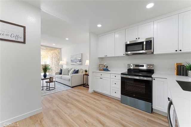 125 N Allen, Pasadena, CA 91106