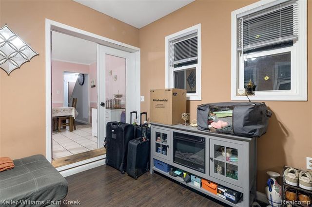 29143 Dover Avenue, Warren, MI 48088