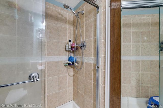 29143 Dover Avenue, Warren, MI 48088