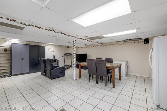 29143 Dover Avenue, Warren, MI 48088