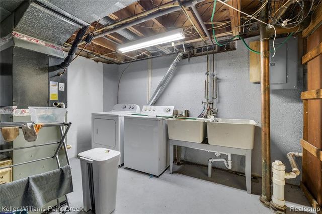 29143 Dover Avenue, Warren, MI 48088