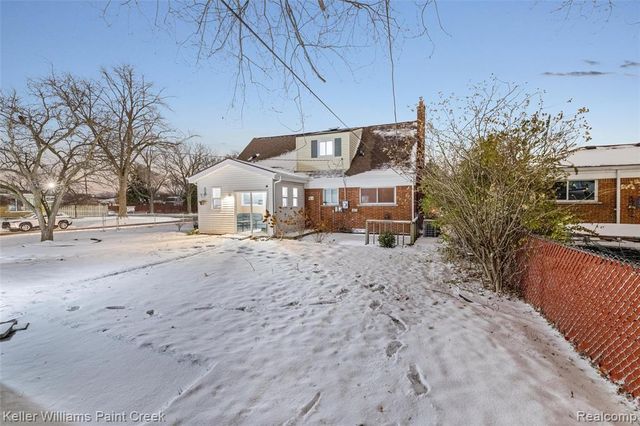 29143 Dover Avenue, Warren, MI 48088