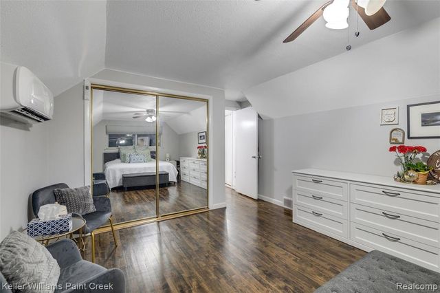 29143 Dover Avenue, Warren, MI 48088