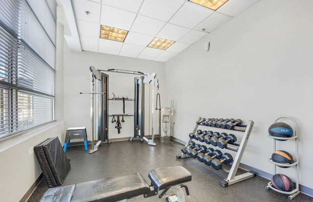 330 W Grand Avenue 1101, Chicago, IL 60654