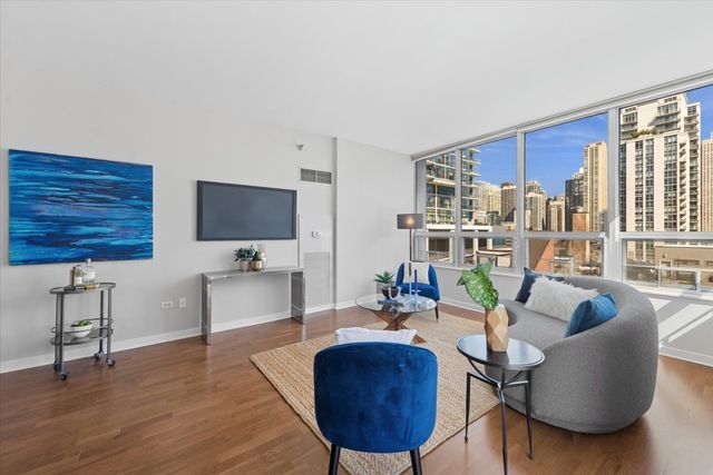 330 W Grand Avenue 1101, Chicago, IL 60654