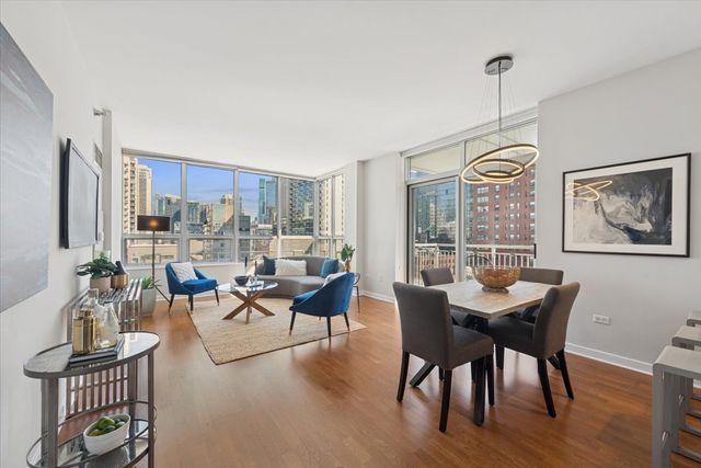 330 W Grand Avenue 1101, Chicago, IL 60654