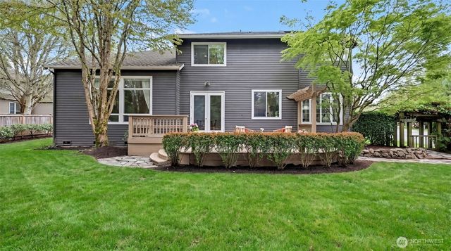 24608 SE 2nd Place, Sammamish, WA 98074