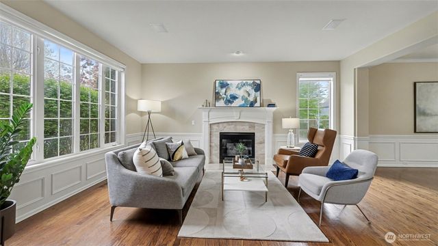 24608 SE 2nd Place, Sammamish, WA 98074