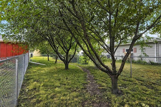 1135 WINDSOR STREET, Oshkosh, WI 54902