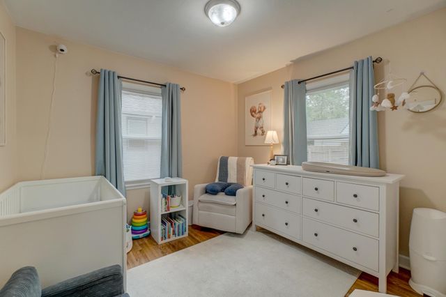 1742 Nevada Avenue E, Saint Paul, MN 55106