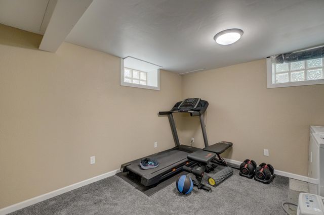 1742 Nevada Avenue E, Saint Paul, MN 55106
