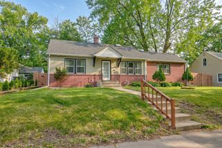 1742 Nevada Avenue E, Saint Paul, MN 55106